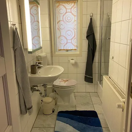 Freistehendes Einfamilienhaus Mit Boddenblick Naehe Ostsee Fuhlendorf (Mecklenburg-Vorpommern)