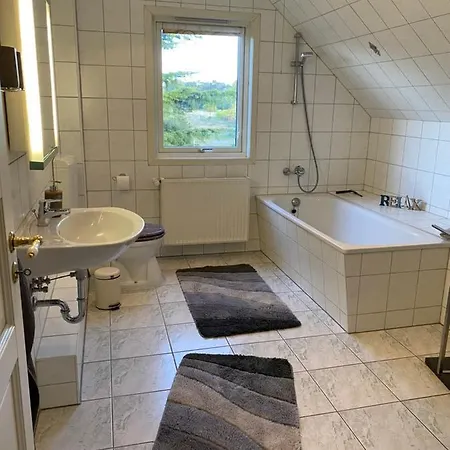 Freistehendes Einfamilienhaus Mit Boddenblick Naehe Ostsee Feriehus Fuhlendorf (Mecklenburg-Vorpommern)