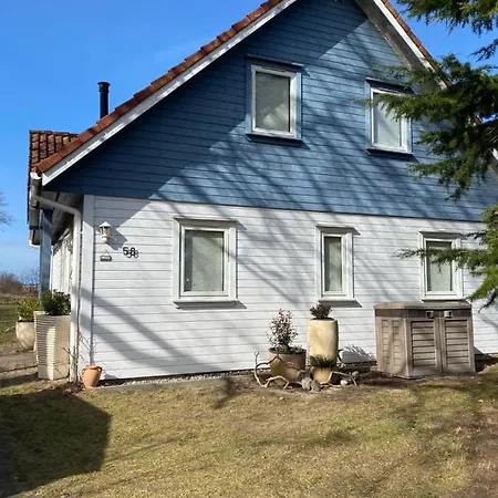 Freistehendes Einfamilienhaus Mit Boddenblick Naehe Ostsee Feriehus Fuhlendorf (Mecklenburg-Vorpommern)