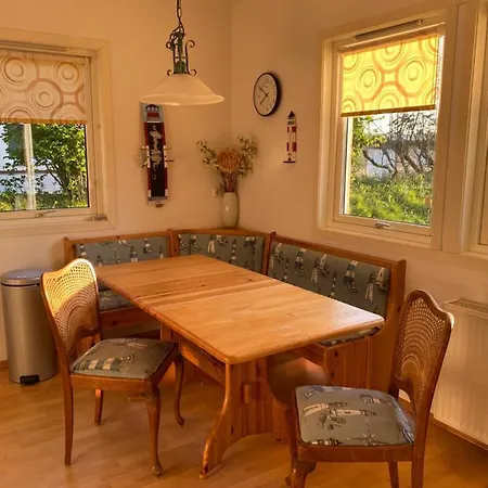 Freistehendes Einfamilienhaus Mit Boddenblick Naehe Ostsee * Fuhlendorf (Mecklenburg-Vorpommern)