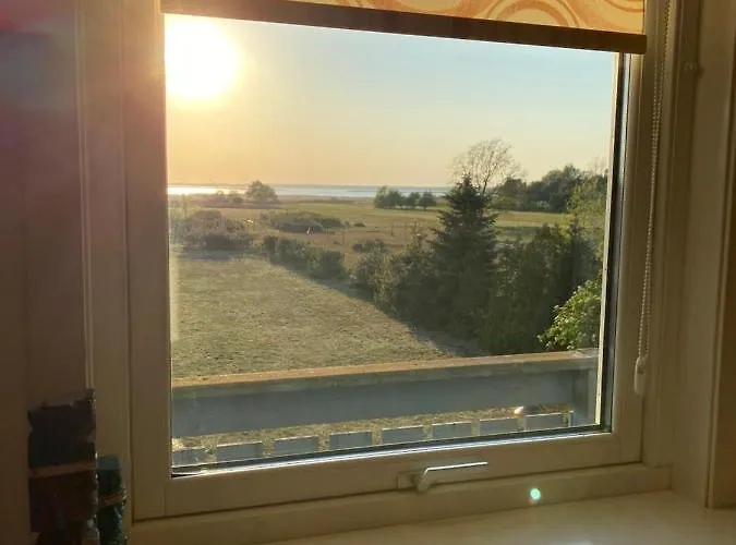 Feriehus Freistehendes Einfamilienhaus Mit Boddenblick Naehe Ostsee