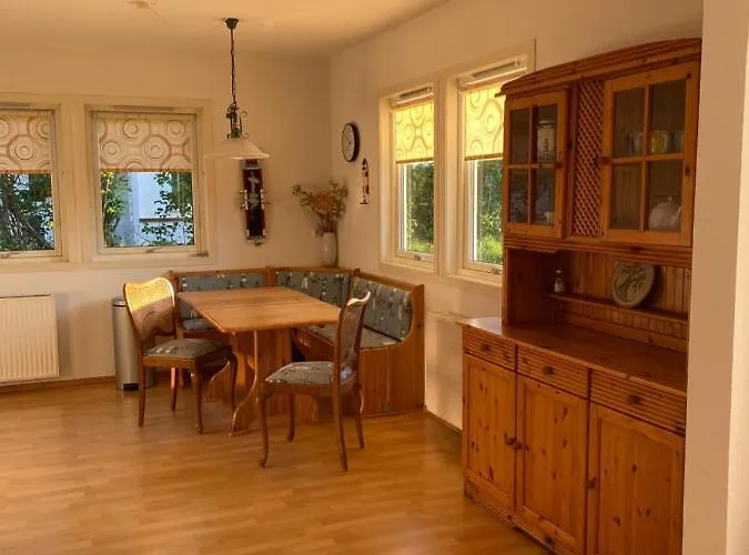 Freistehendes Einfamilienhaus Mit Boddenblick Naehe Ostsee Feriehus Fuhlendorf (Mecklenburg-Vorpommern)