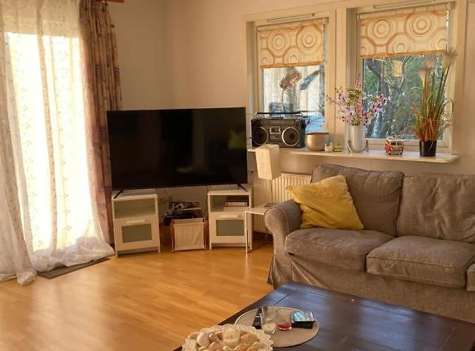 Freistehendes Einfamilienhaus Mit Boddenblick Naehe Ostsee *
