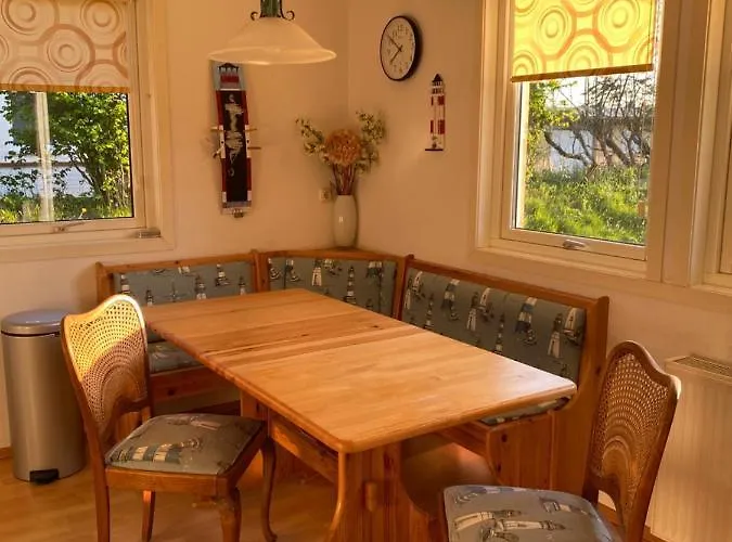 Freistehendes Einfamilienhaus Mit Boddenblick Naehe Ostsee * Fuhlendorf (Mecklenburg-Vorpommern)