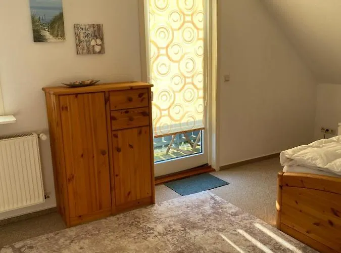 Freistehendes Einfamilienhaus Mit Boddenblick Naehe Ostsee